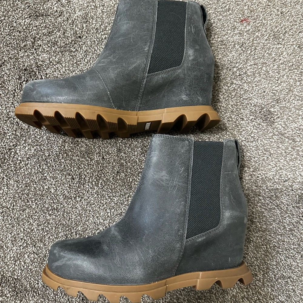 Sorel Gray Wedge Ankle Boots